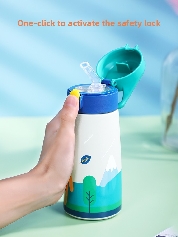 Childrens Insulated Straw Cup with Animal Design